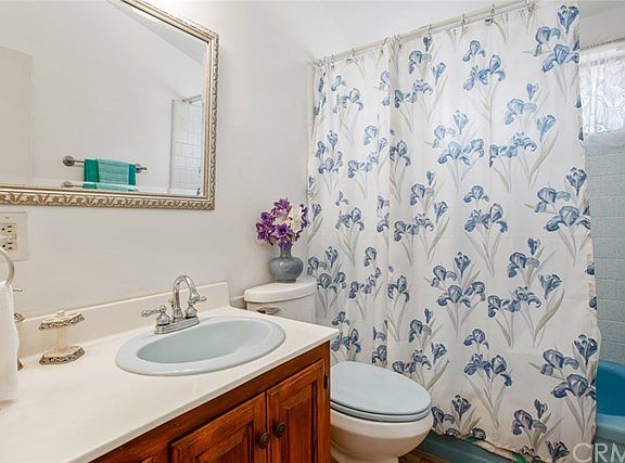 4th image of 1344 Evanwood Ave