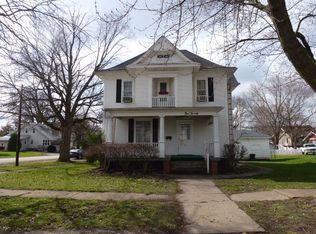 120 E Jefferson St, Clinton, IL 61727
