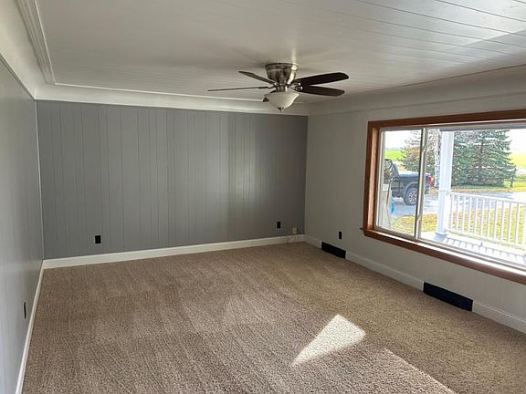 3rd image of 5450 Verona Rd