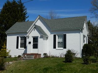 215 N Sheffey St, Marion, VA 24354