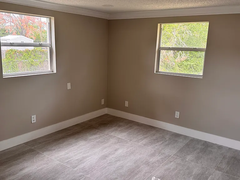 9910 Seven Roads Pl — Photo 13