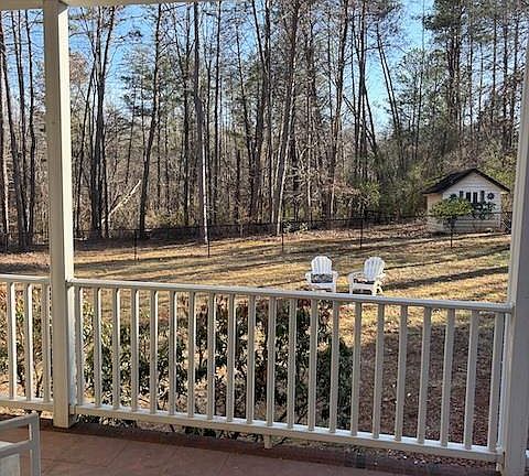 3rd image of 119 Beech Brook Ln