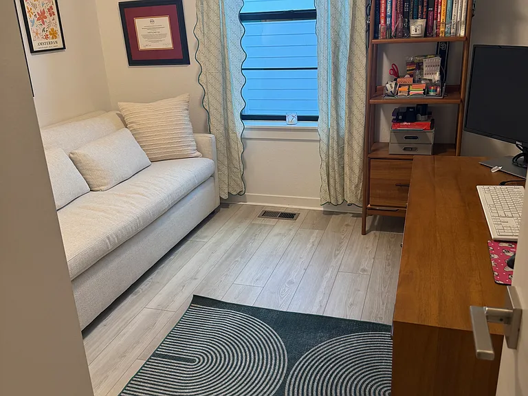 2046 S Holly St #1 — Photo 23
