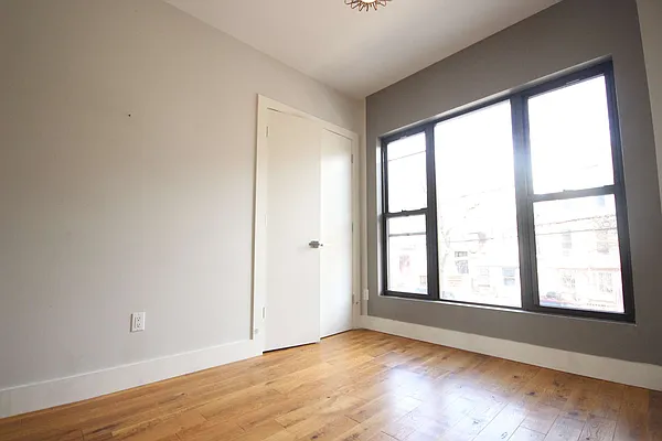 Rented by Nooklyn NYC LLC | media 16