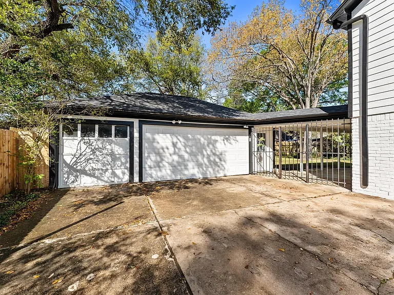 4519 Cloudmount Dr — Photo 39