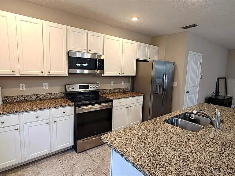 16039 Juniper Inlet Aly — Photo 3