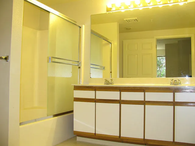 951 S 12th St #207 — Photo 15