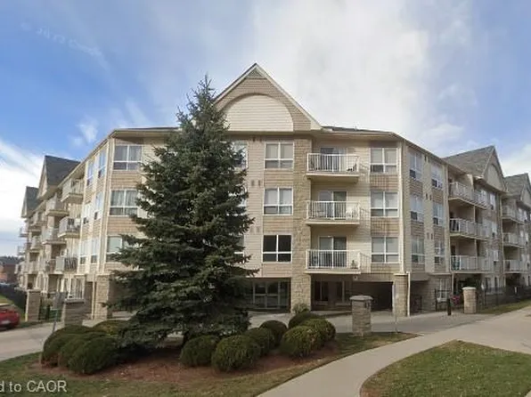8 Harris St #418, Cambridge, ON N1R 8R1