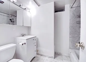 Rented by Urbane Brokerage