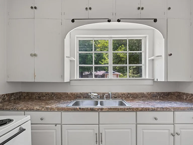 251 Forbes Ave — Photo 17