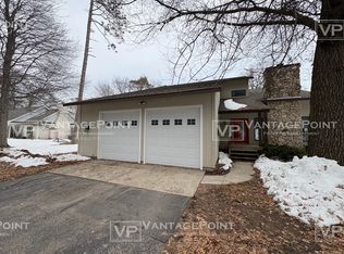 N1814 Shore Dr, Marinette, WI 54143