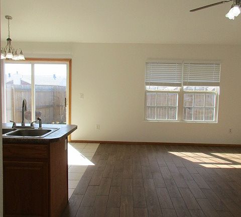 4th image of 2306 W Oak Park Pl APT B