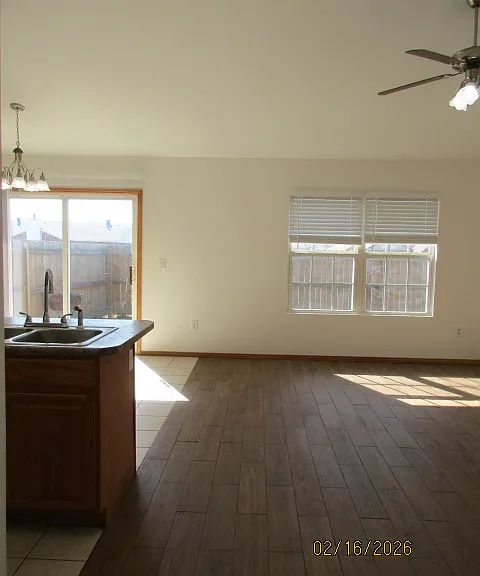 2306 W Oak Park Pl #B — Photo 4