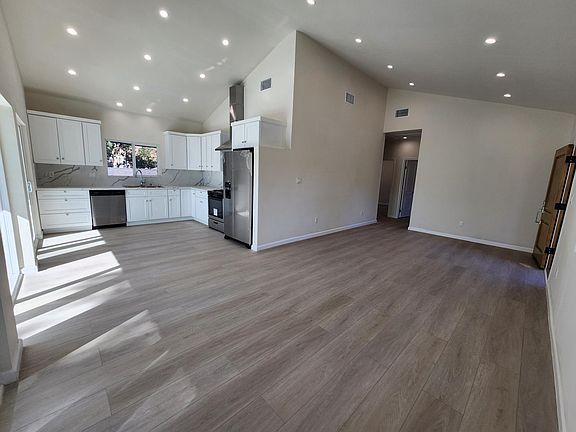 4th image of 5133 Topanga Canyon Blvd #A
