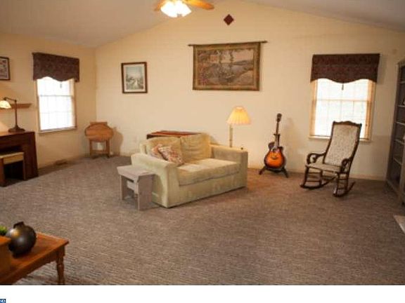 5th image of 13 Biltmore Ct