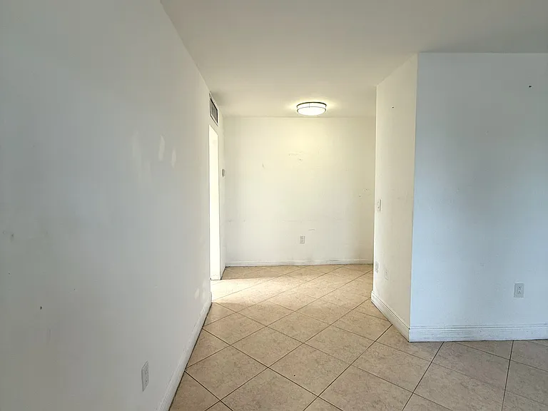 4410 W Flagler St — Photo 12