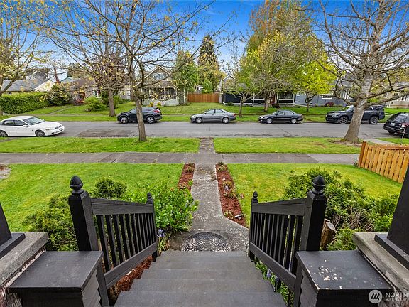 4th image of 2314 McDougall Avenue