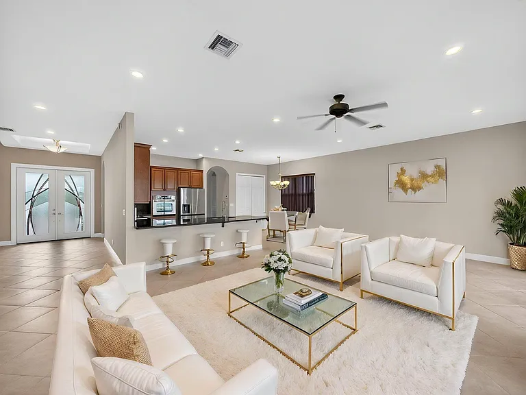12054 Aviles Circle Palm — Photo 10