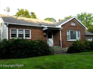 1163 Chipperfield Dr, Stroudsburg, PA 18360