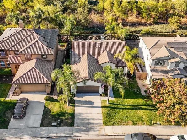 31616 Umbria Ln, Winchester, CA 92596