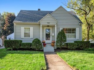 1100 Kingsley Ave, Saint Joseph, MI 49085