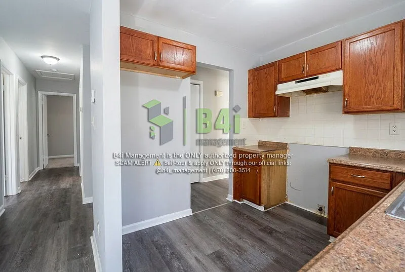 2 bed, 1.0 bath, 970 sqft, $1,400 — Photo 3