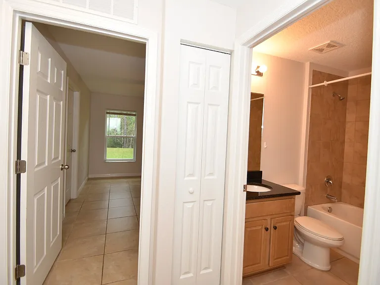 34 Renshaw Dr — Photo 18