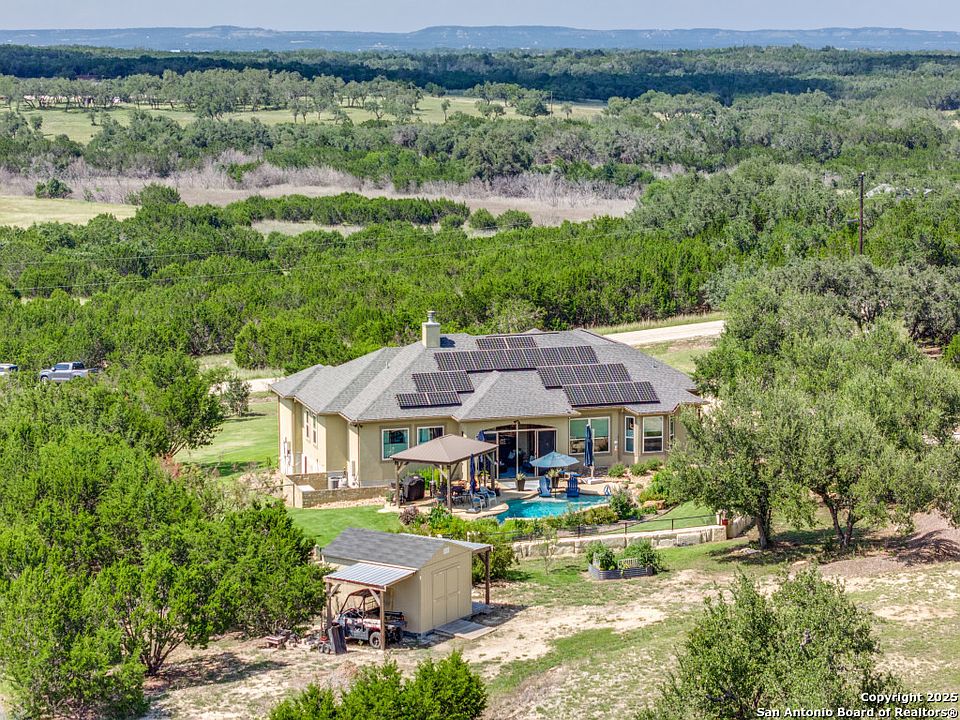 1st image of 121 Pond View