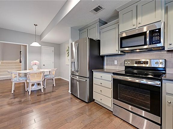 4th image of 16059 Fontana St Unit 206