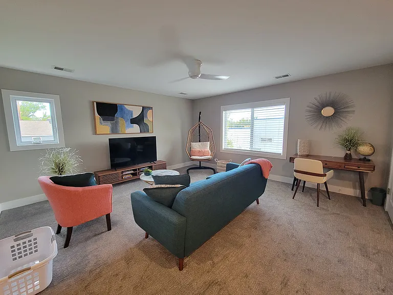 525 S Garfield Ave #C — Photo 11