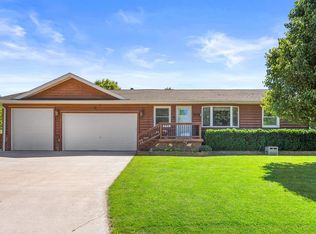 1002 18th St, Port Byron, IL 61275