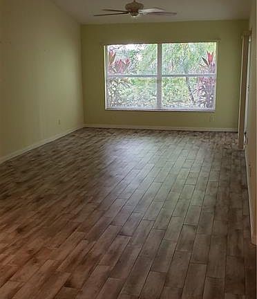 2nd image of 3664 Stone Way #502