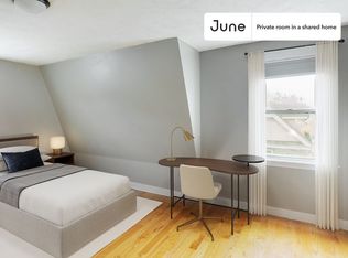 26 Charnwood Rd #2-D, Somerville, MA 02144