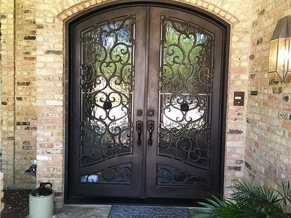 2nd image of 3521 Fredmar Ln
