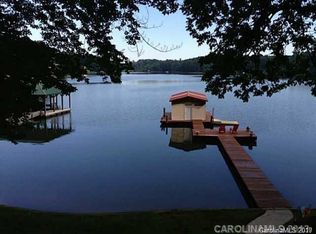 3943 Benton Dr, Sherrills Ford, NC 28673