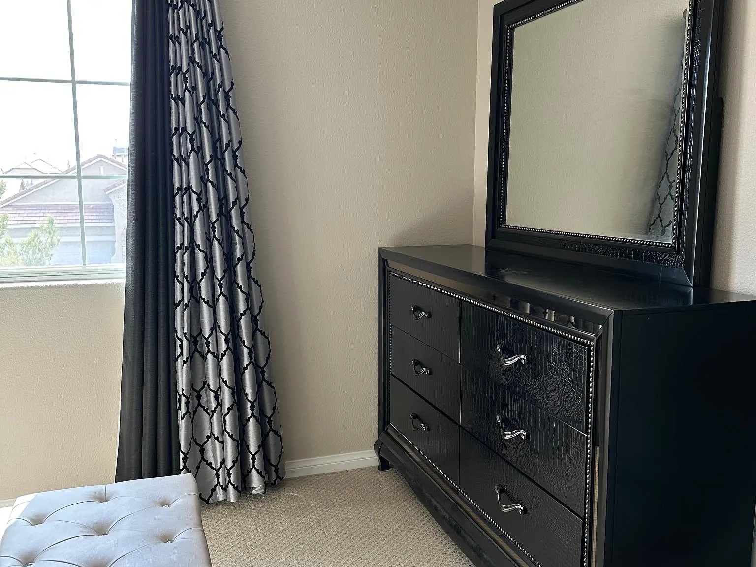 4 bed, 2.5 bath, 2758 sqft, $850 — Photo 4