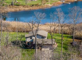 1330 Maple Heights Dr, White Lake, MI
