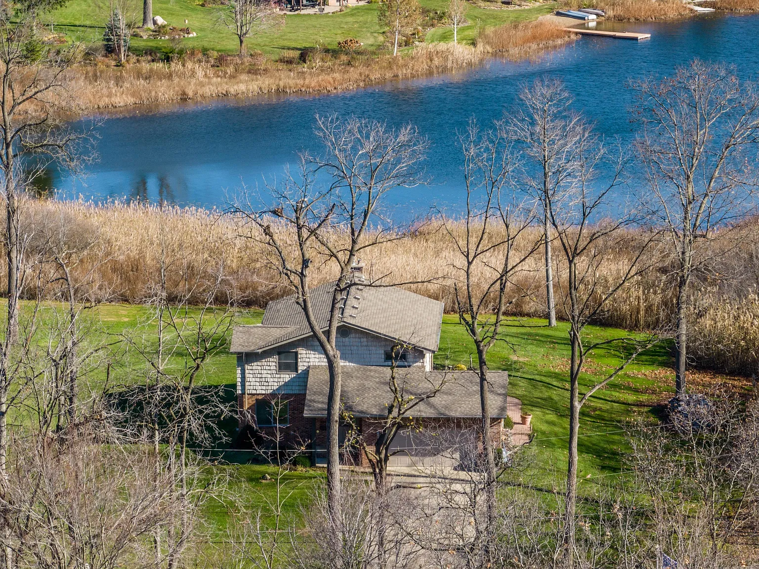 1330 Maple Heights Dr photo 1
