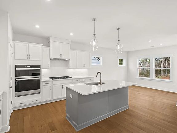 The Dahlia B Kitchen