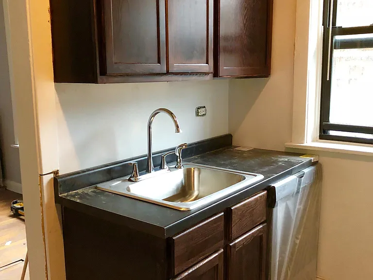 1344 W Hood Ave #1B — Photo 6
