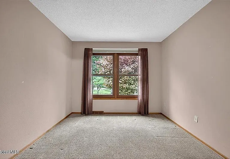 112 Stoney Creek Dr — Photo 26