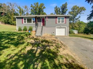 804 Forrest Rd, Rossville, GA 30741