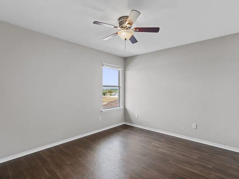 3417 Savage Springs Dr — Photo 29