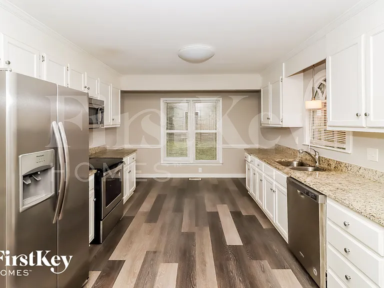 687 Crab Tree Ct SW — Photo 6