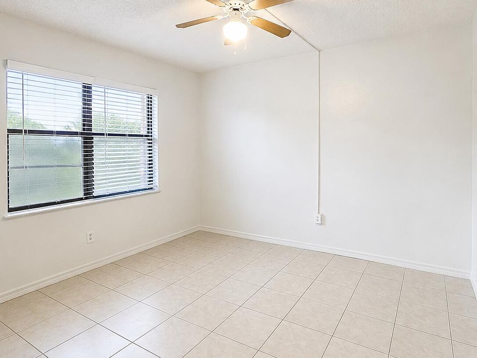 1st image of 2050 Oleander Boulevard #1-105