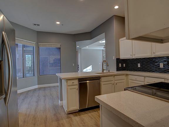 5th image of 16420 N Thompson Peak Pkwy Unit 1043