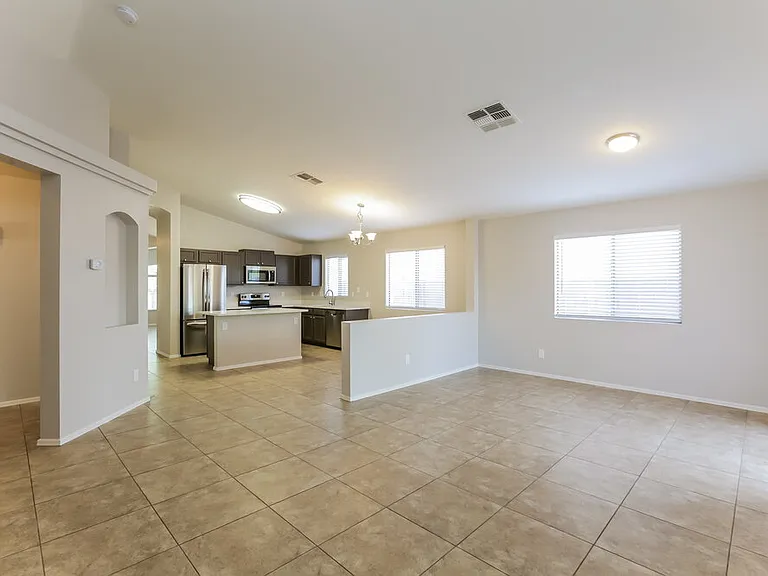 21861 W Mohave St — Photo 7