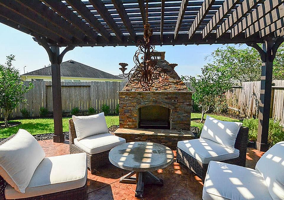 1st image of 12910 Meadow Springs Dr
