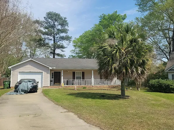 319 Turning Leaf Dr, Hopkins, SC 29061