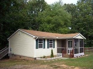 1268 Garrett Cir, Blairsville, GA 30512